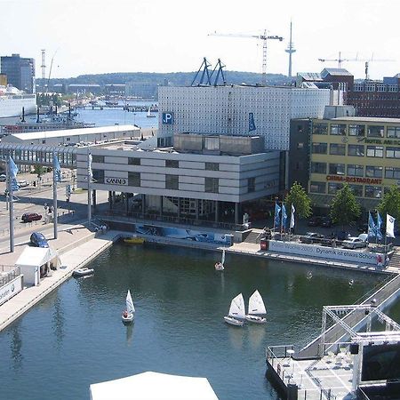 كيل Hotel Am Schwedenkai المظهر الخارجي الصورة